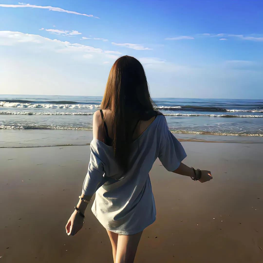 学疯了在角落疯狂啃食老鼠