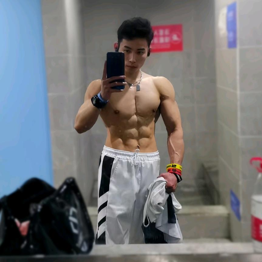 吴小龙