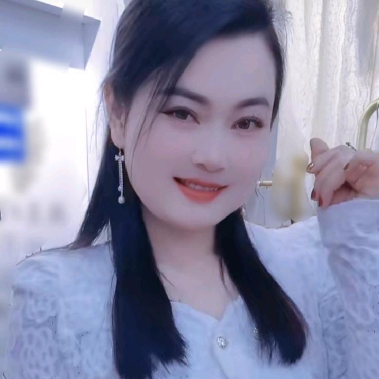 《精品女装》一生跟你走