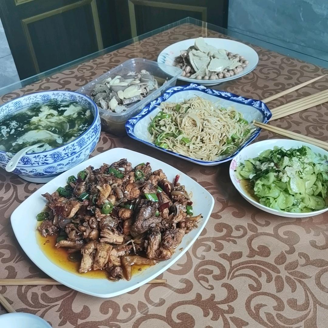草根