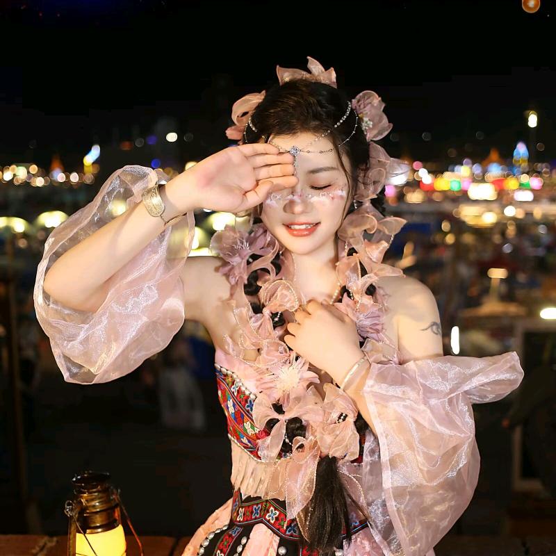 Ai-晓美
