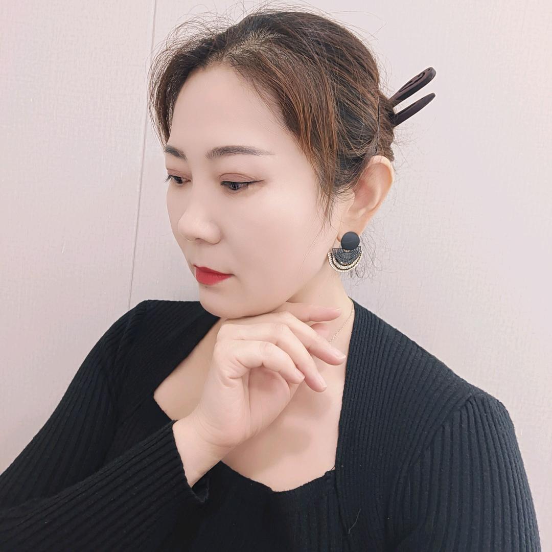 百变妖女