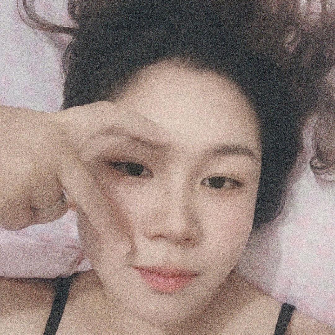 佳诚全屋定制小邓1818015040