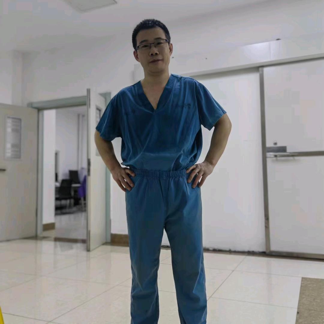 周华成