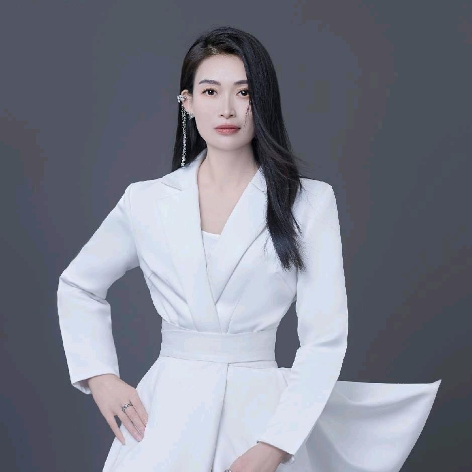 曾礼   张仲景全智能艾灸床全国免费投放