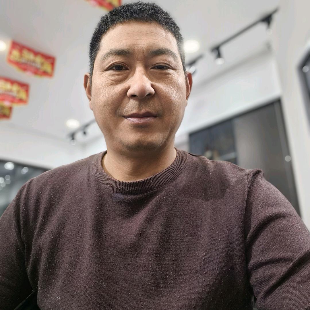 洛阳叁顺装饰涛哥