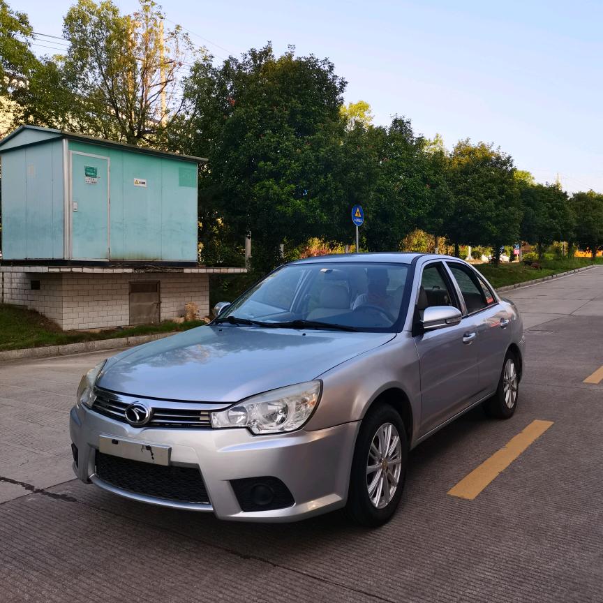 小齐专收战损车