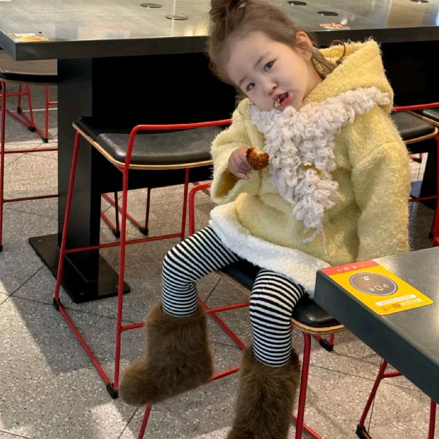 李美伢（幼崽中）