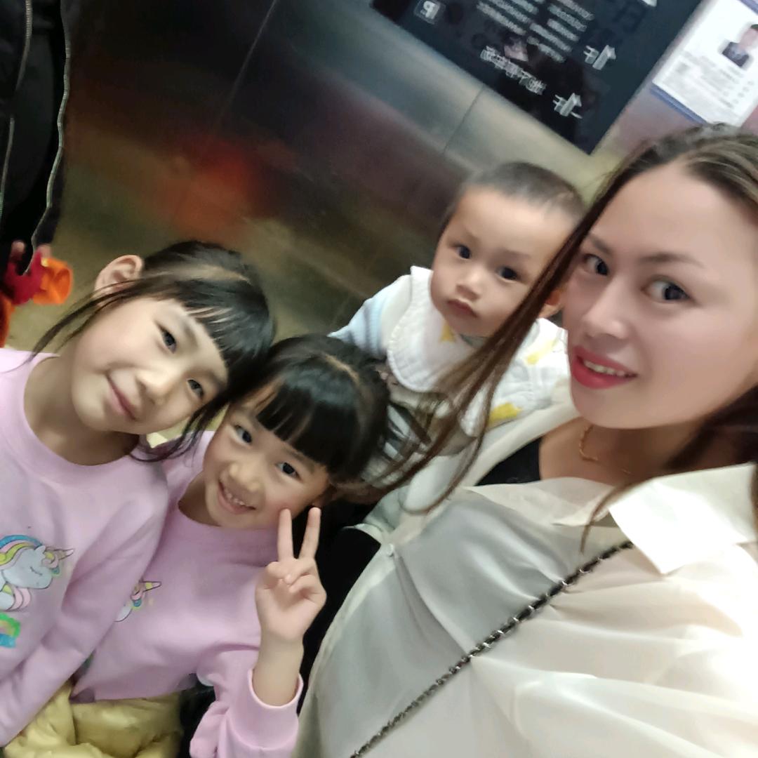 三宝❤️❤️麻麻