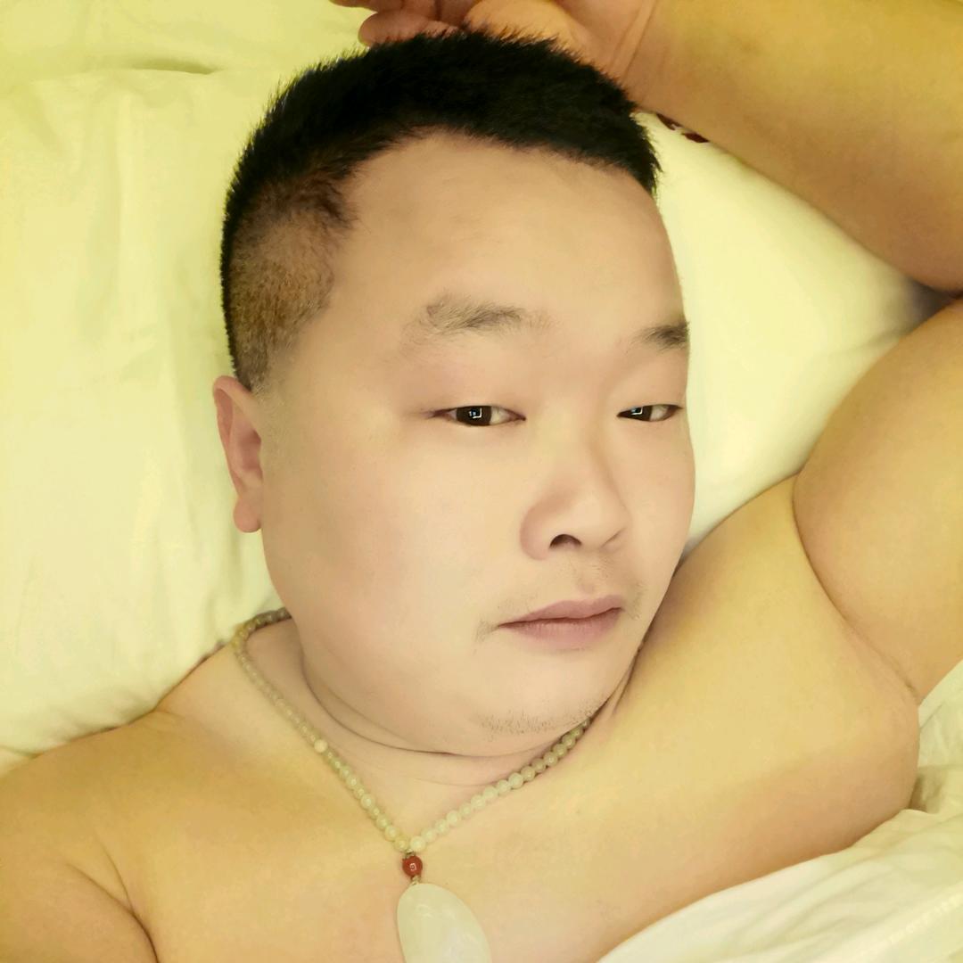 隔壁老王จุ๊บ