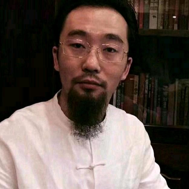 宫主老公(李校长)