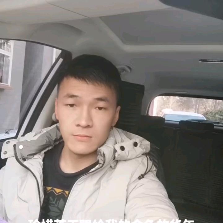沙漠里的小草