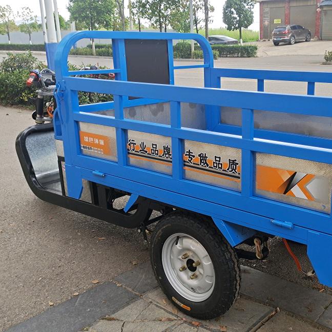 通海鸿秀不锈钢电动三轮车晋宁昆阳店