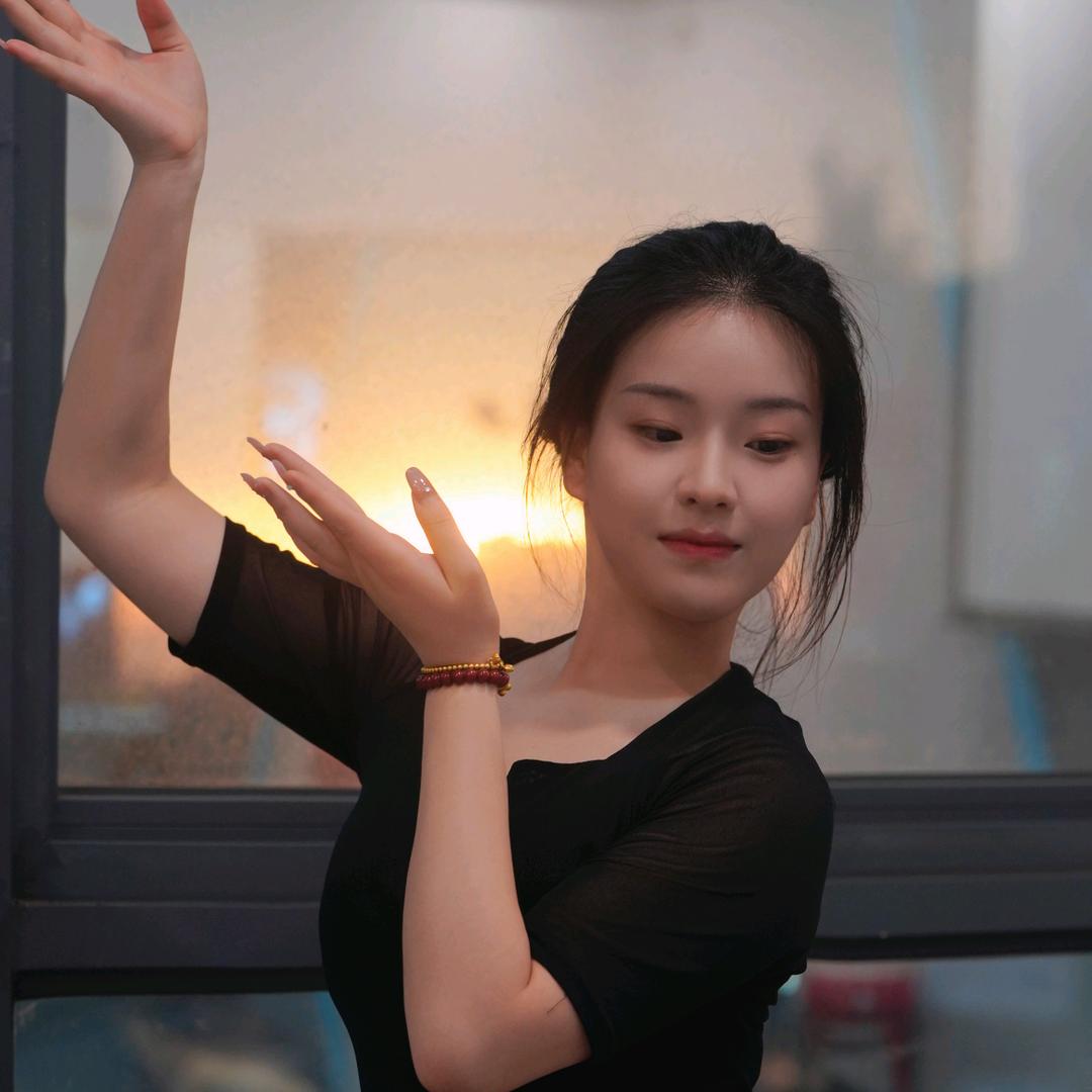 小王老师-舞蹈