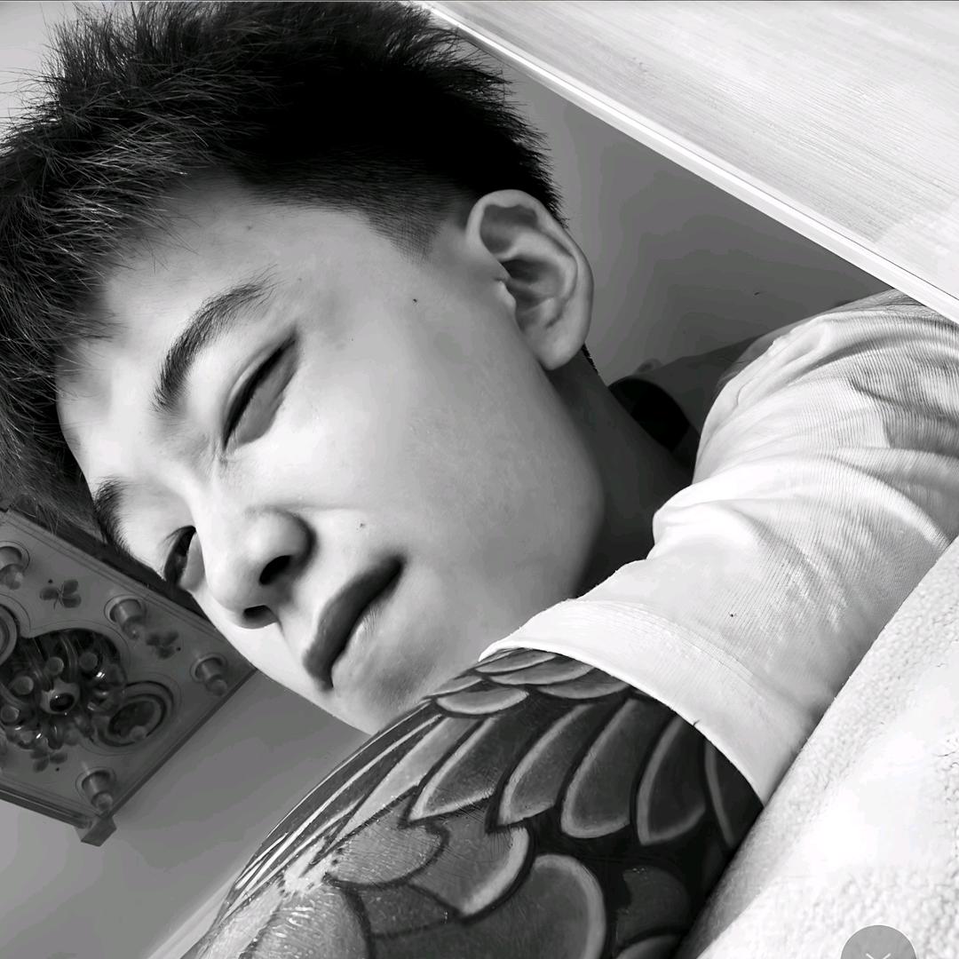 F*佳宝