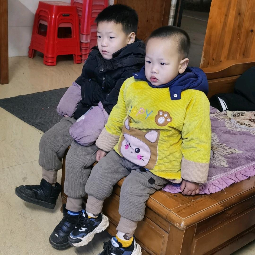 可爱的小梨涡