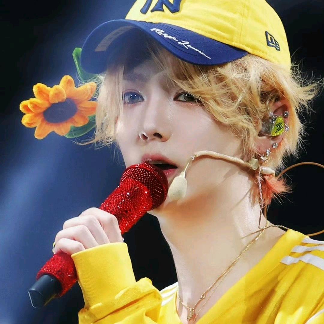 🌈捧着风的少女²⁷⁷