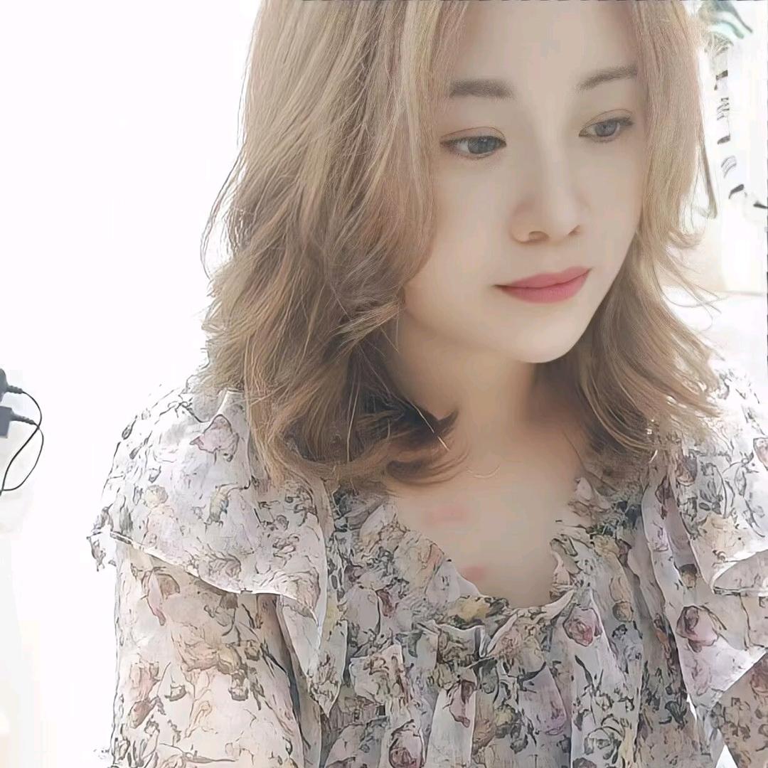 黔西蝶姿兰.兰兰
