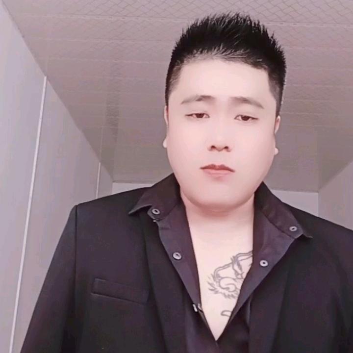 陶家二少，