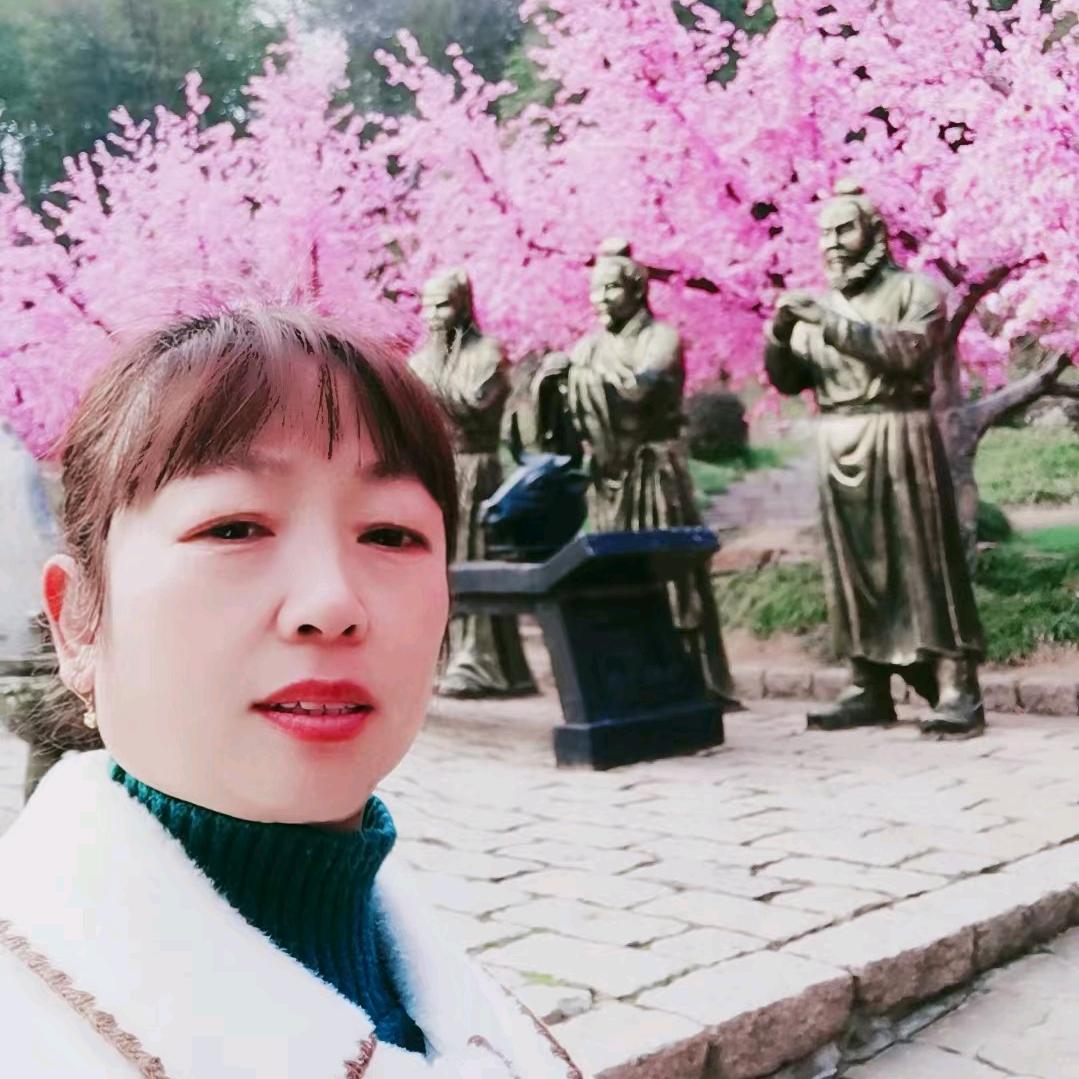 小芳巜关赞必回》