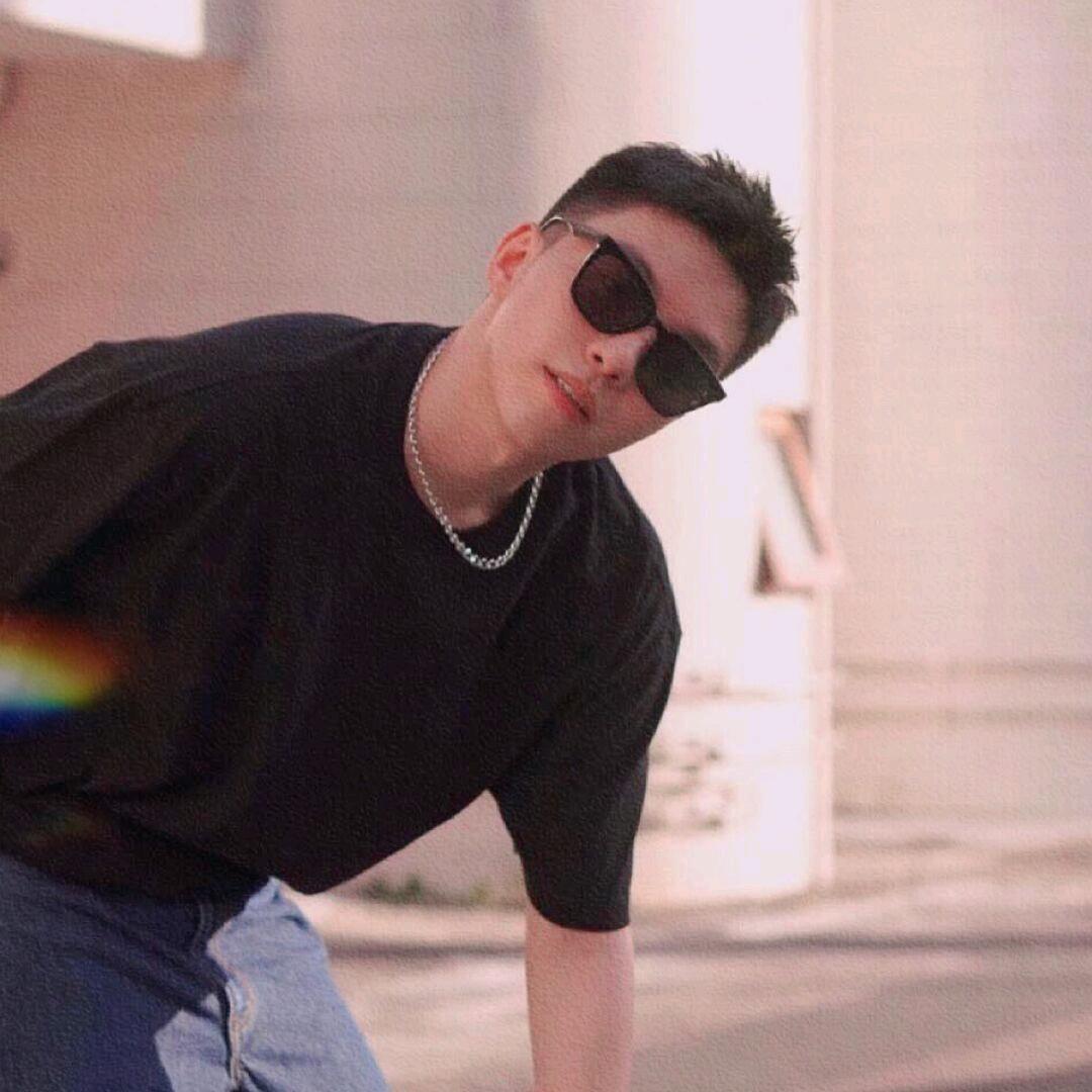 💫 L