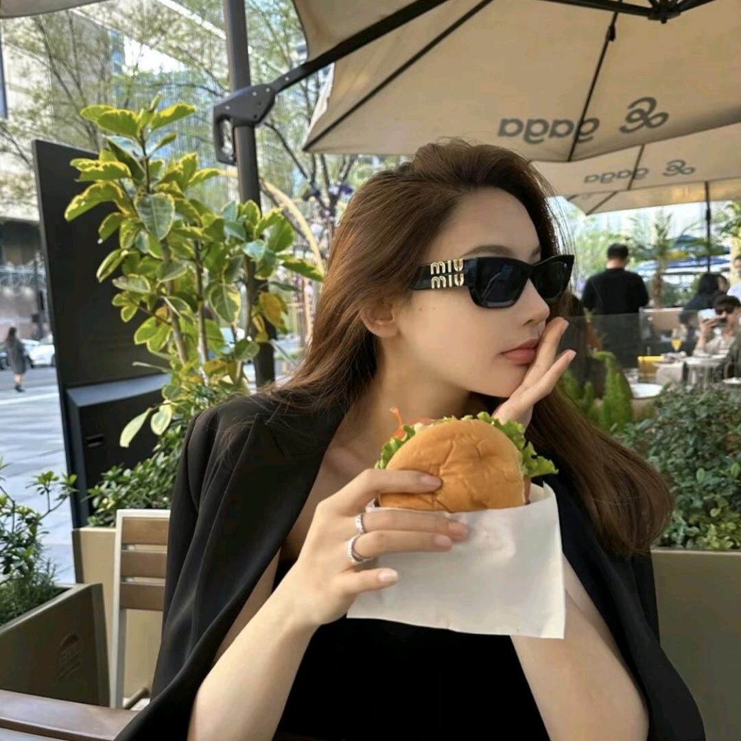 麦麦眼镜