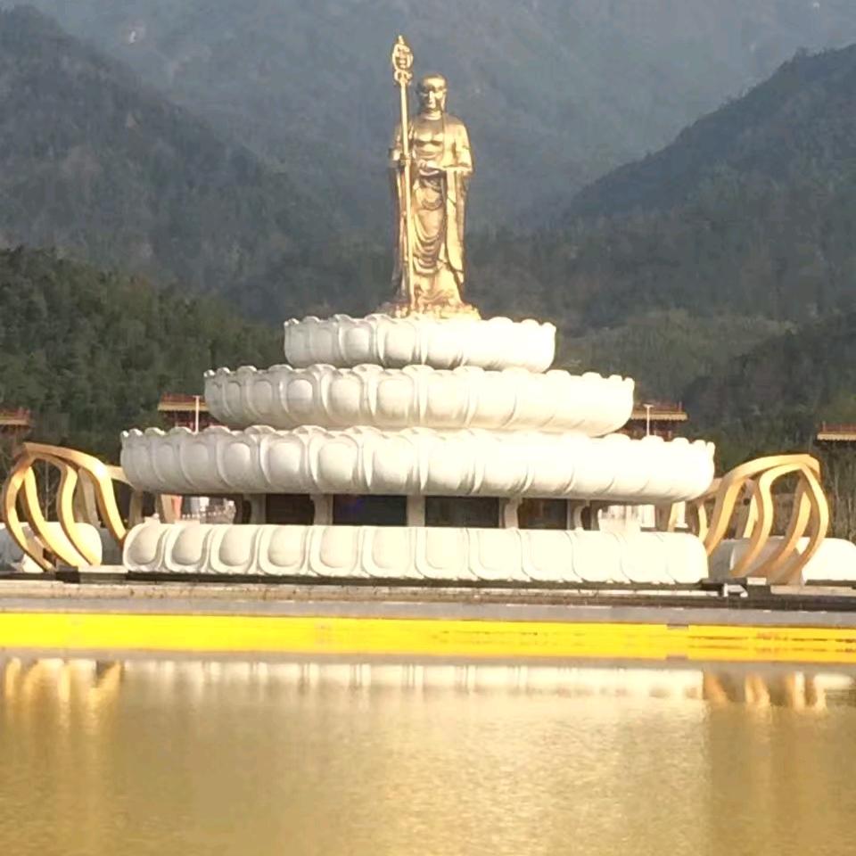 九华山（酒店旅游人）余名