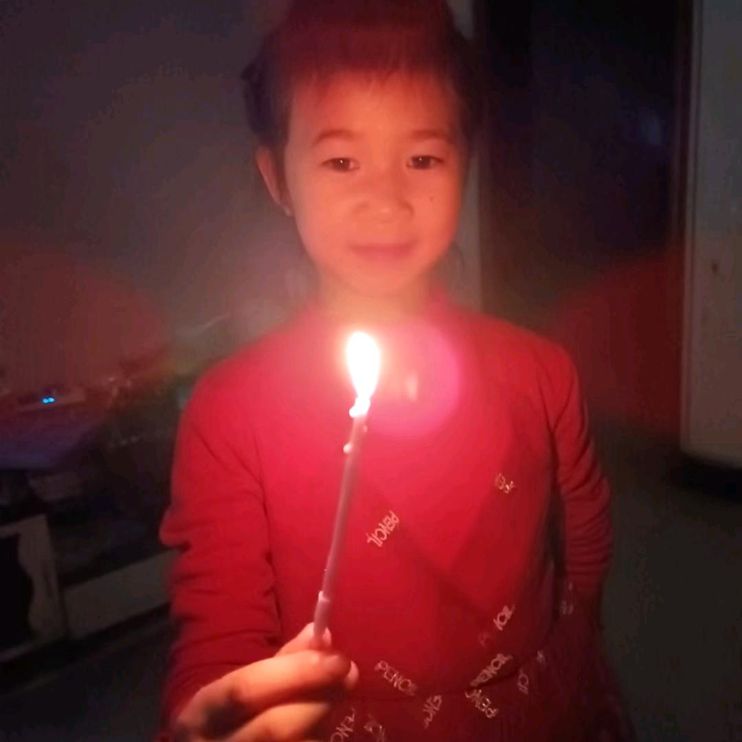 1472202918156刘家二姐