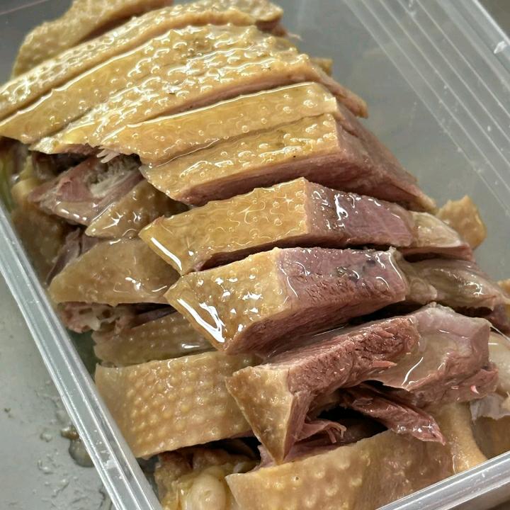 周家羊肉汤（黄河路贵阳路红绿灯东北角）