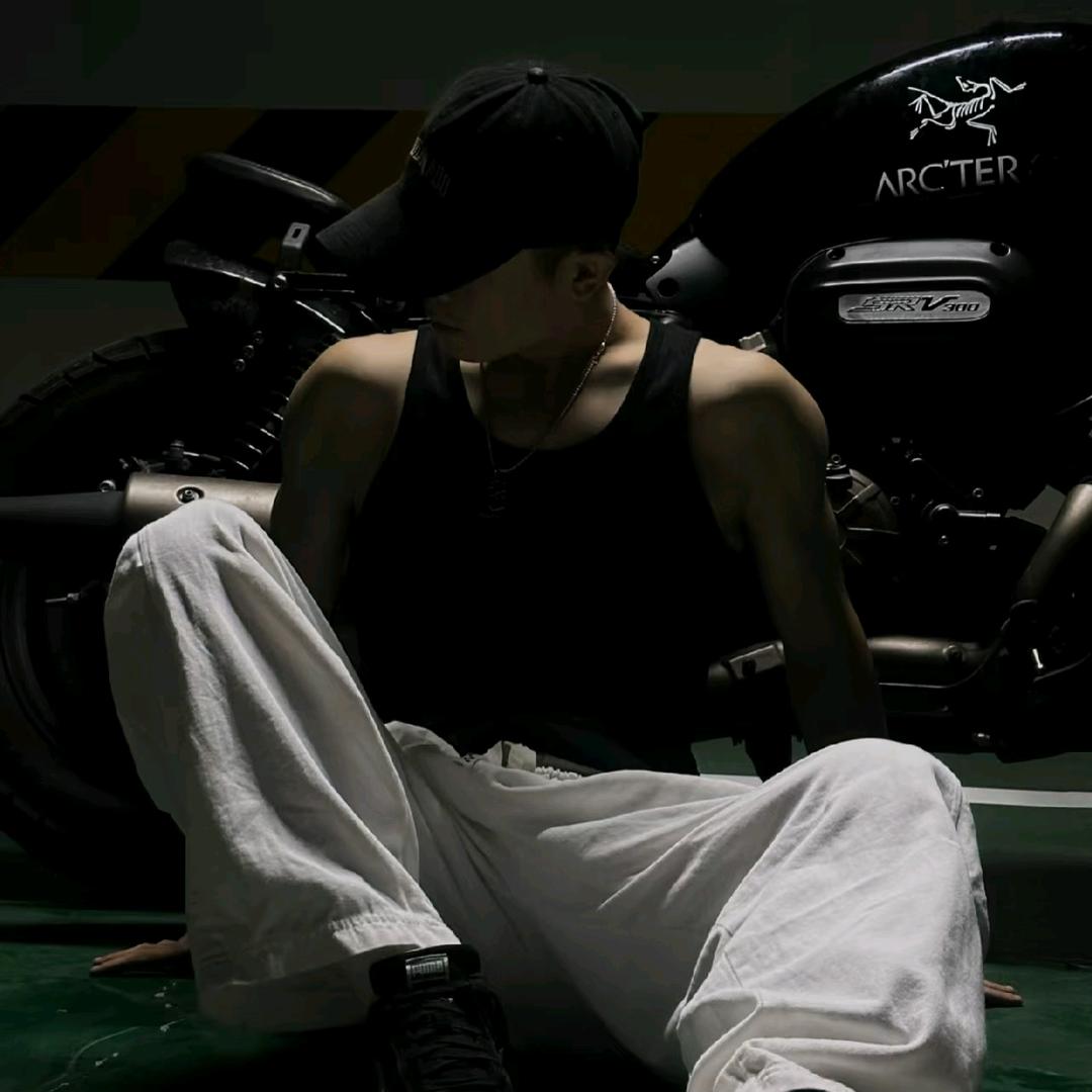 在悄悄发光^O^（健身版）