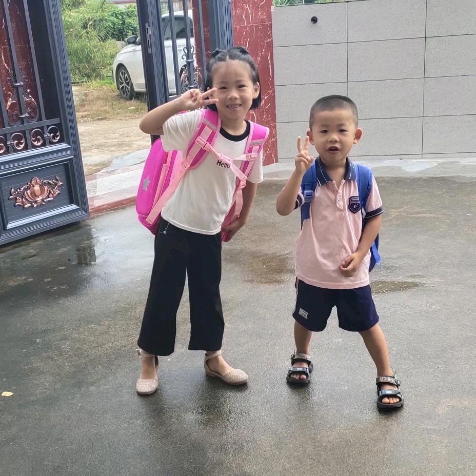 和你说点悄悄话