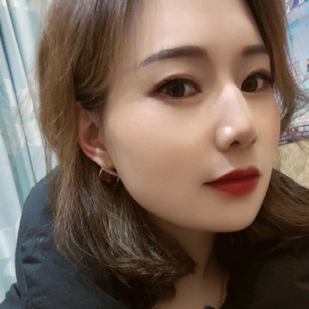 依佳衣yJy服装馆