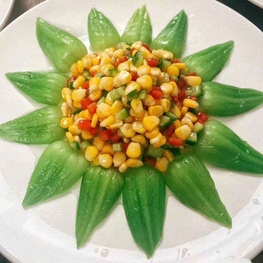 有啤酒肚的仙女