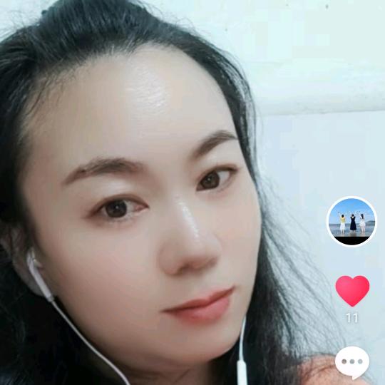 颜٩(๑^o^๑)۶英(๑•॒̀