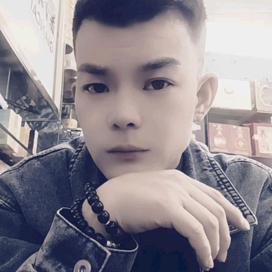 @阿鸿