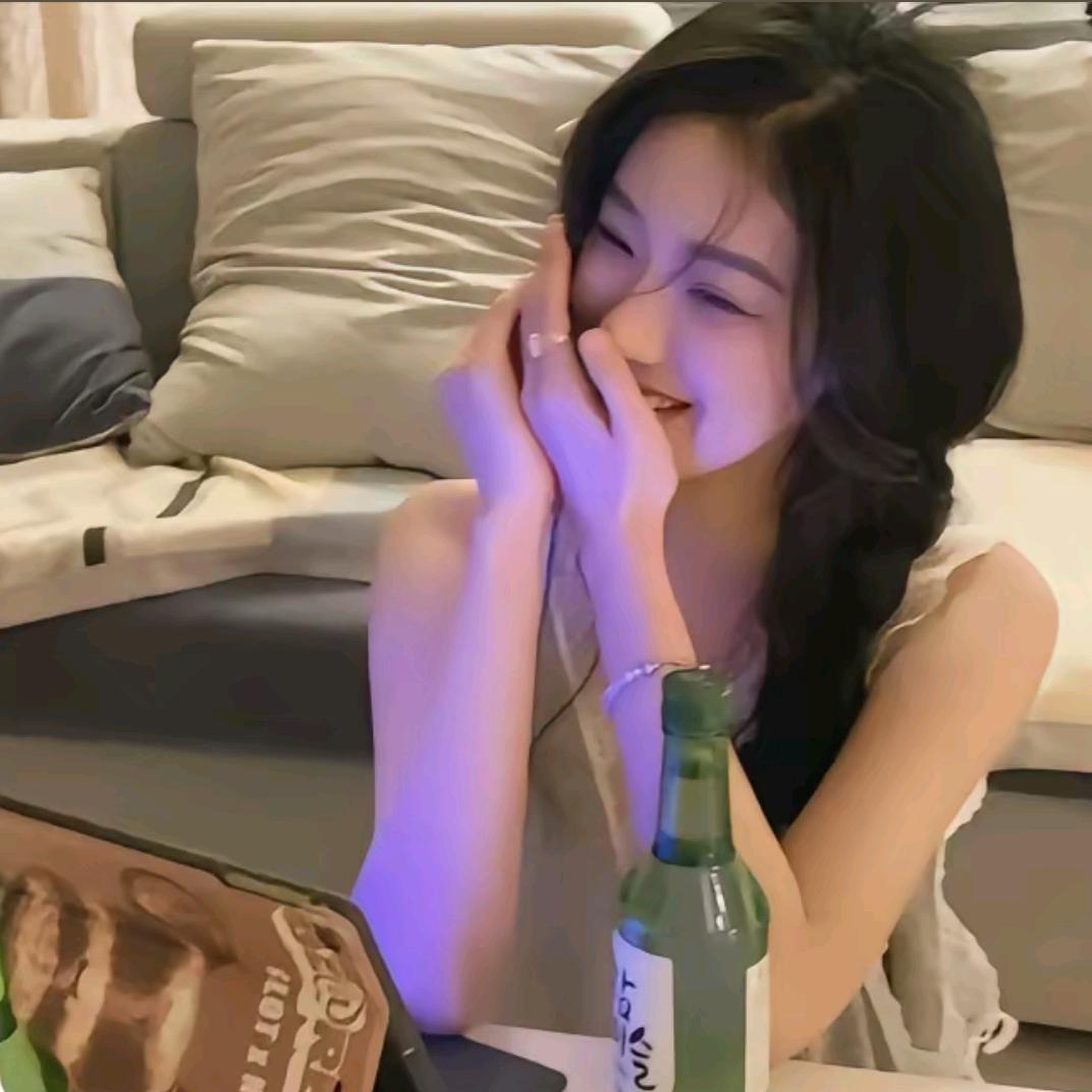 柚柚.