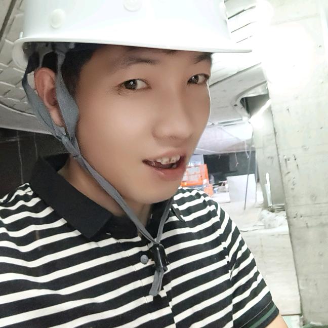 小谭