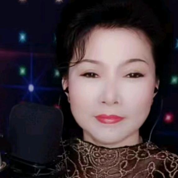 歌手🎤韵瑶