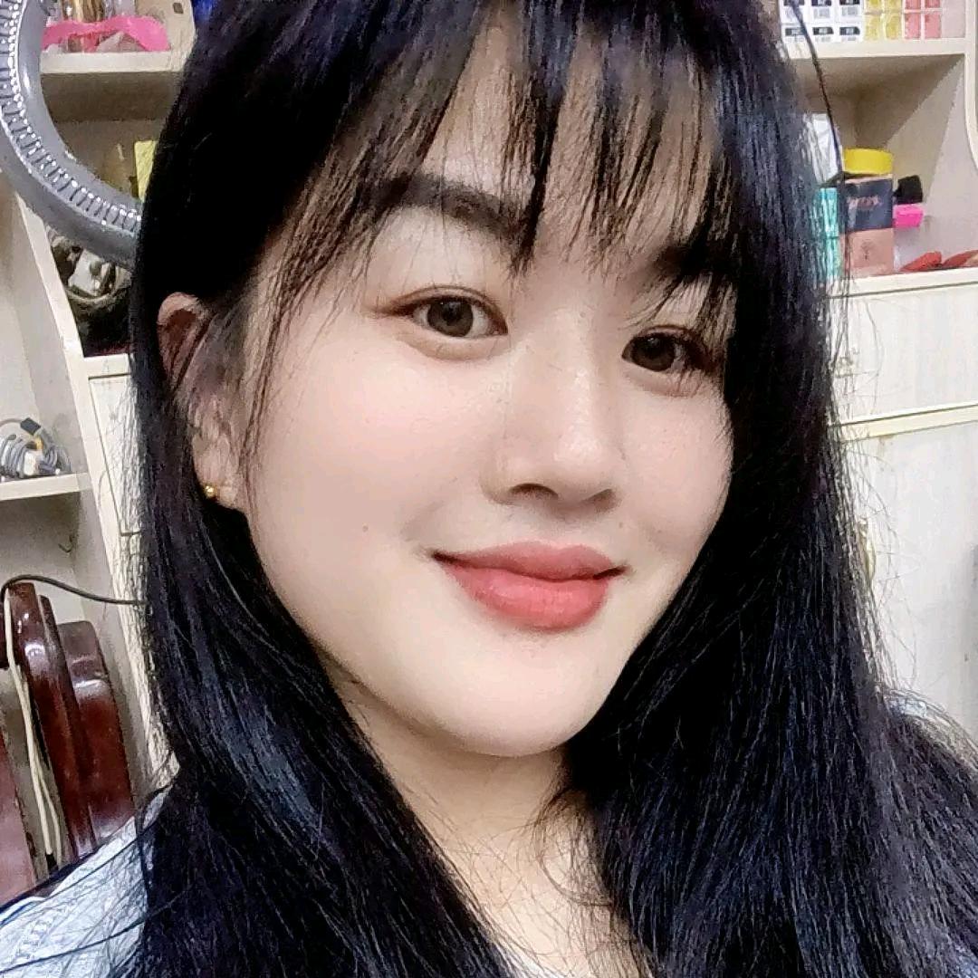 是欢欢呀~