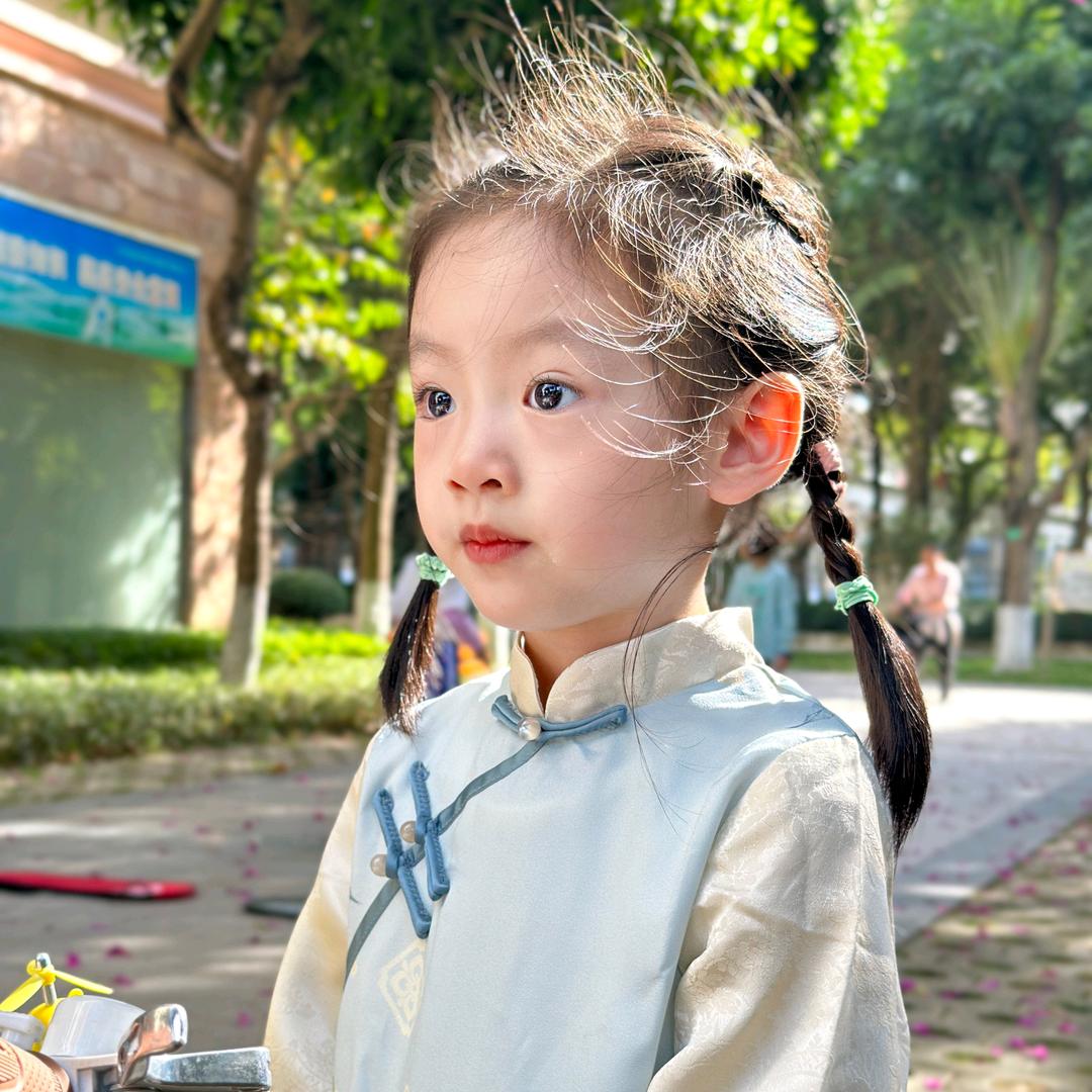 欣妈轻奢童装