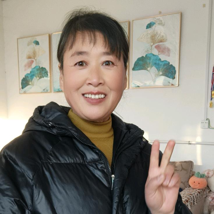 微微扬起的笑