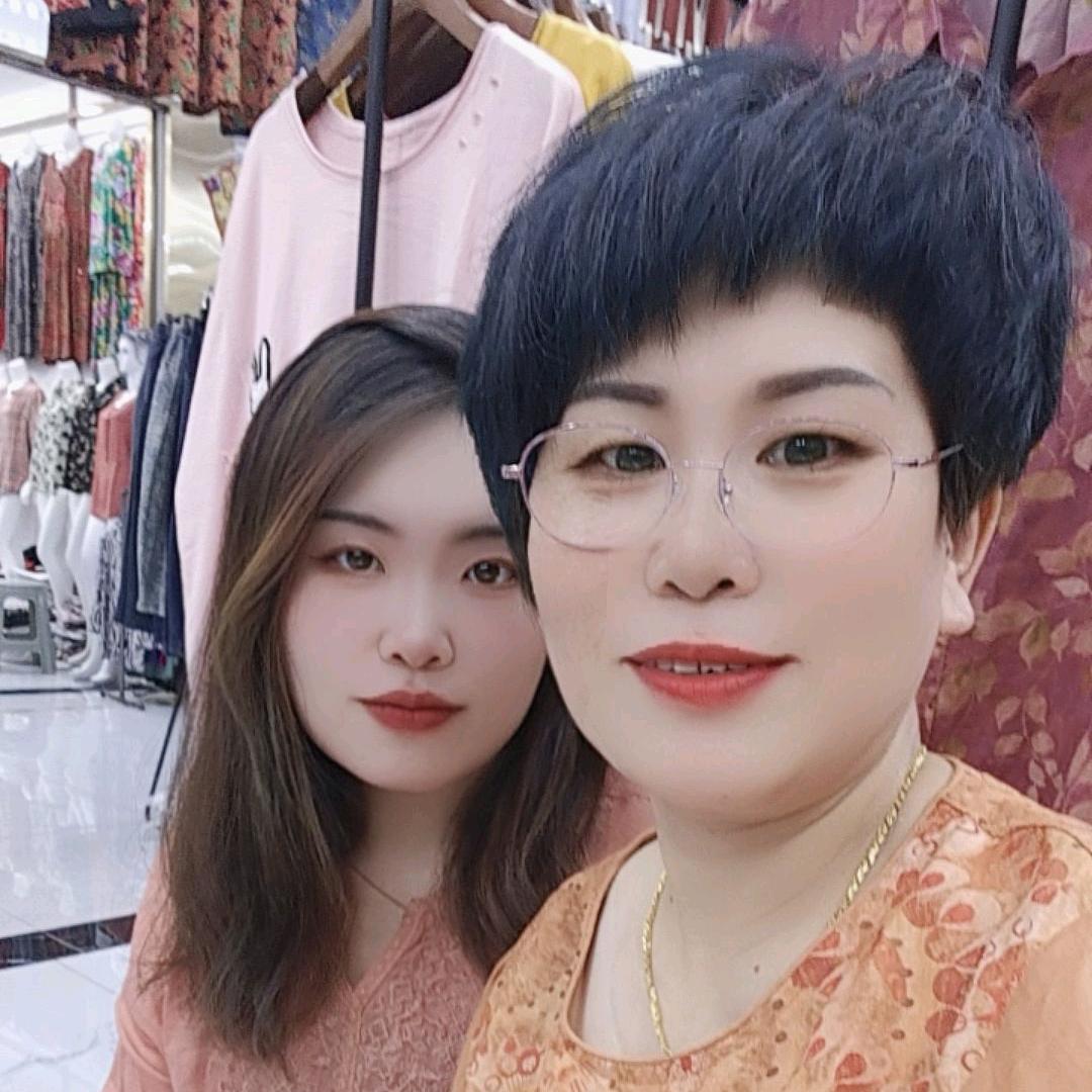 刘姐批发衣美琦店