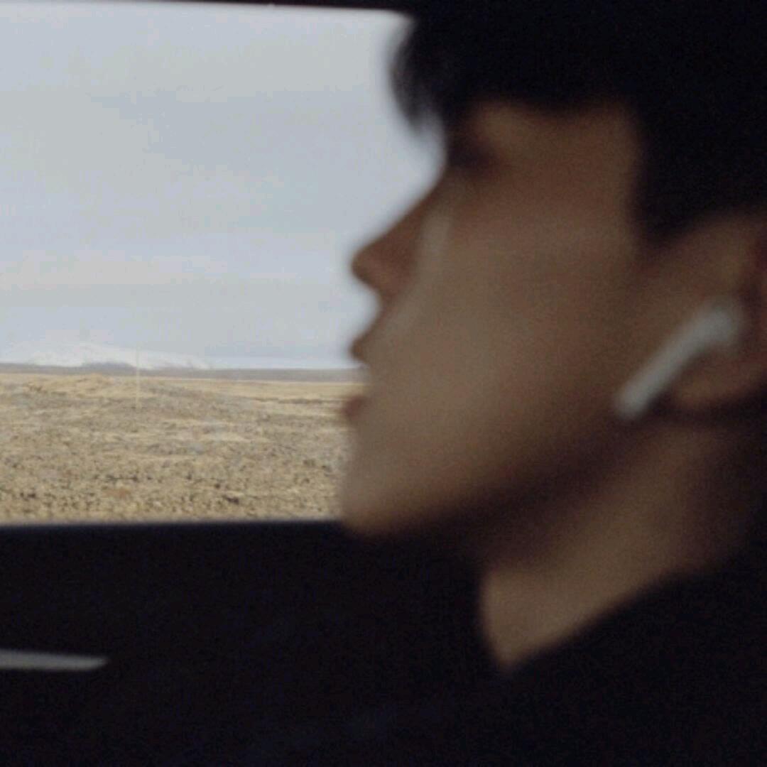 90岁大爷在摆烂