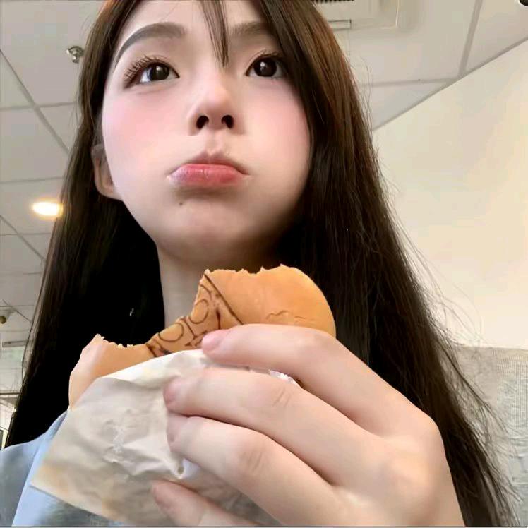 7811.