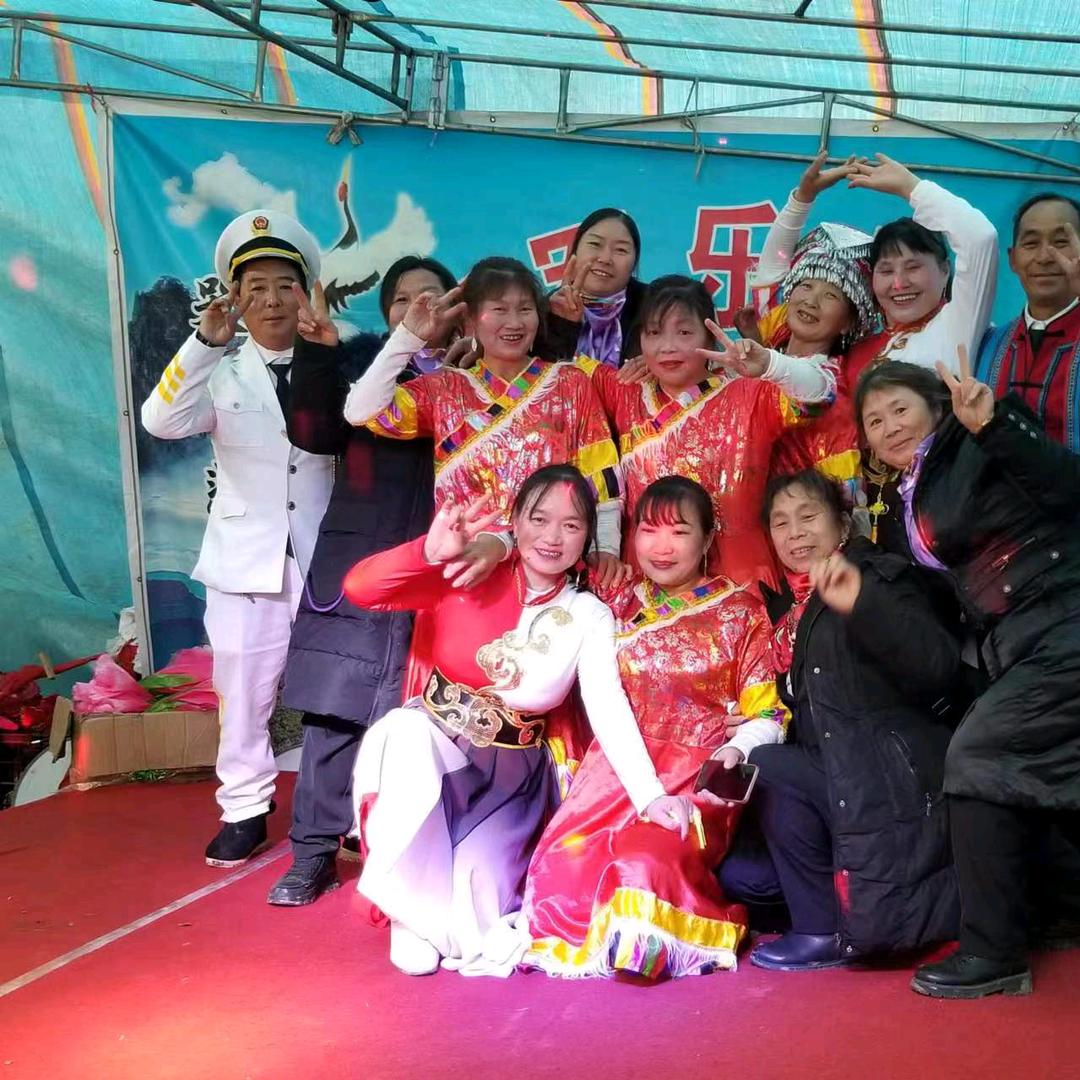 民间军乐艺术团，华仔