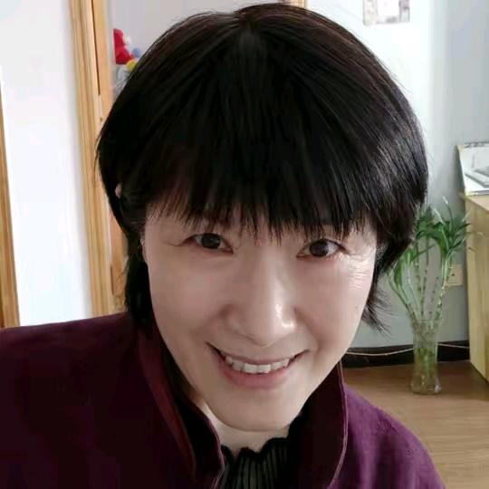 华梅（小号4大号早7：40直播）