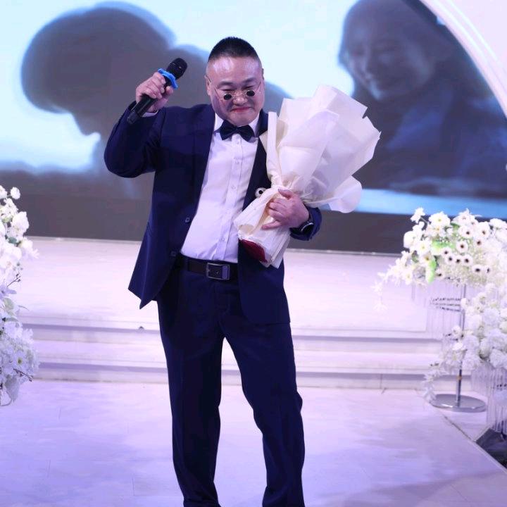 濮阳三生³⁸⁰⁶