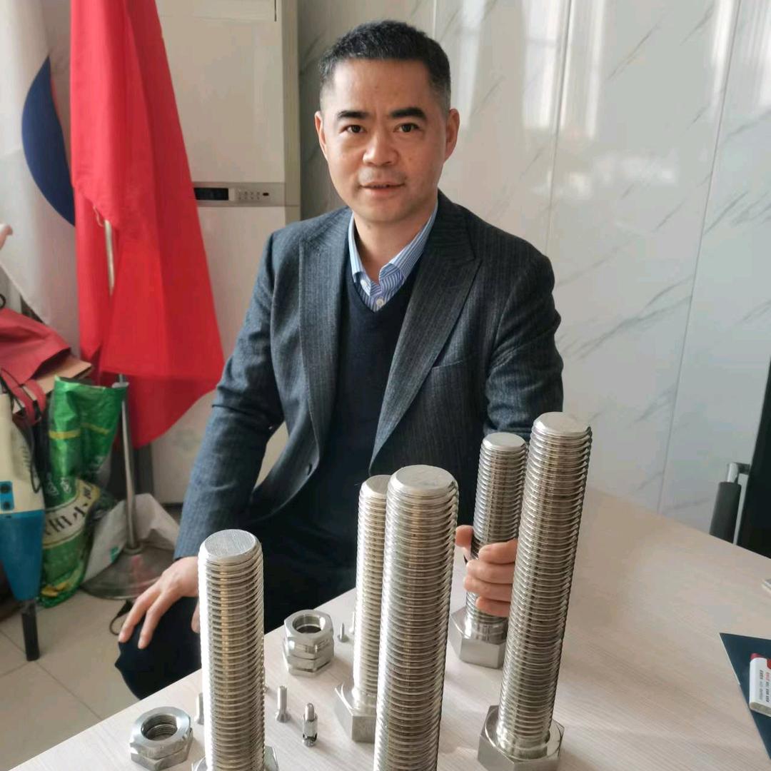 超越机械Mr. Song