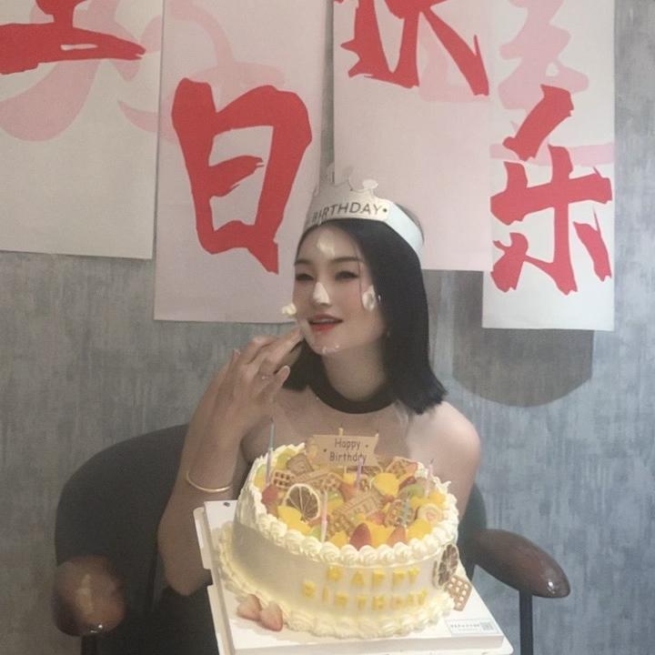爱笑的女生不会差