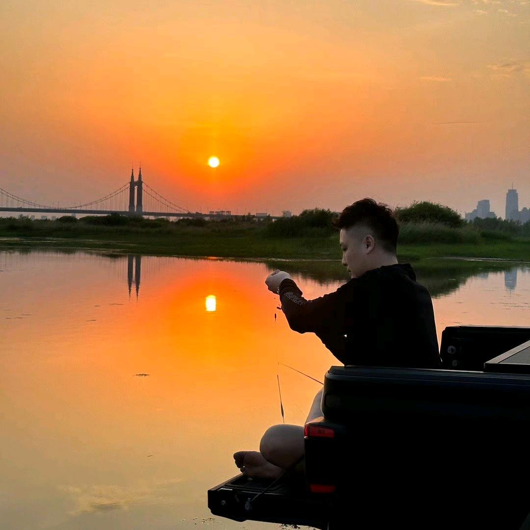 比揽胜还懒的男人